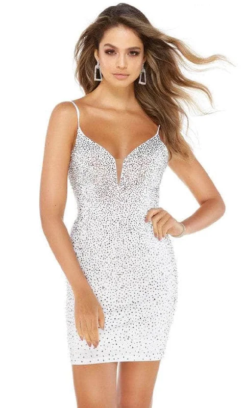 Alyce Paris 4319 - Beaded Sheath Cocktail Dress